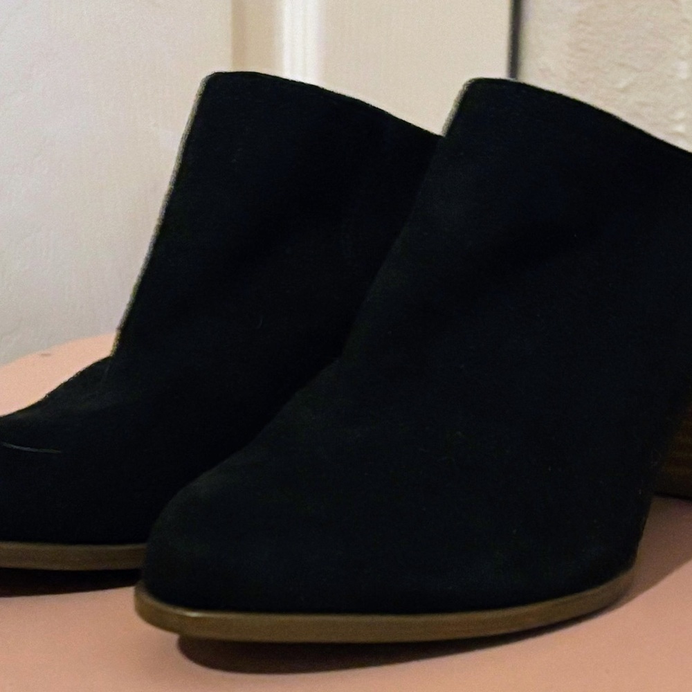Fergalicious Black Ankle Booties with Minimalist Design